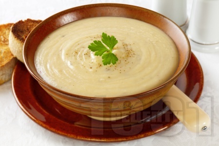 Картофена крем супа с карфиол и сирене чедър - снимка на рецептата